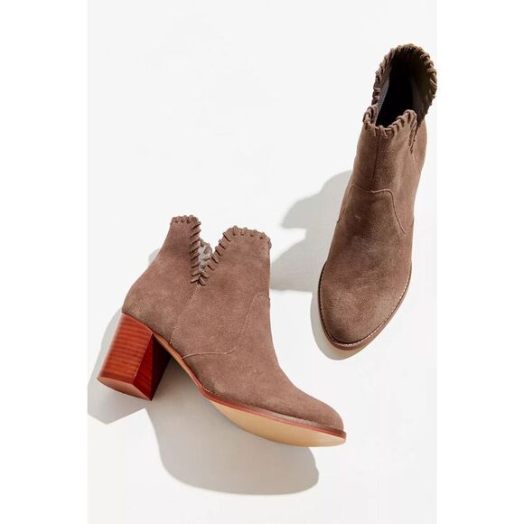 Urban Outfitters‎ UO Sasha Whip Stitch Suede Ankle Boot Size 8M Taupe - Picture 1 of 16